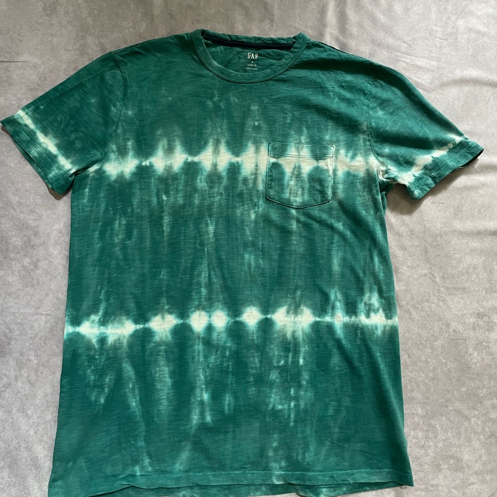 GAP Green and White Short Sleeve Tees